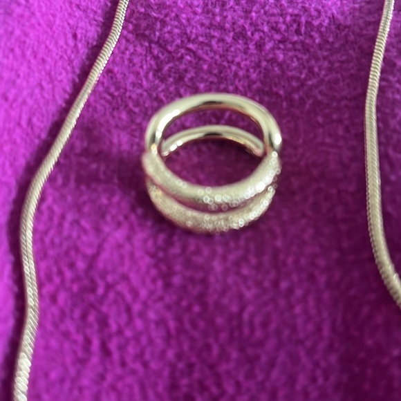 Diane Von Furstenberg DVF gold jewelry set - Picture 3 of 6